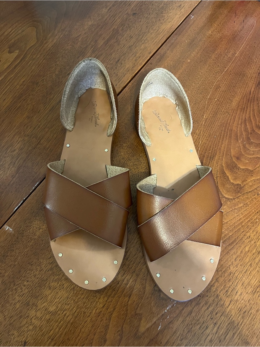Women's Tan  Crisscross Slide Sandals